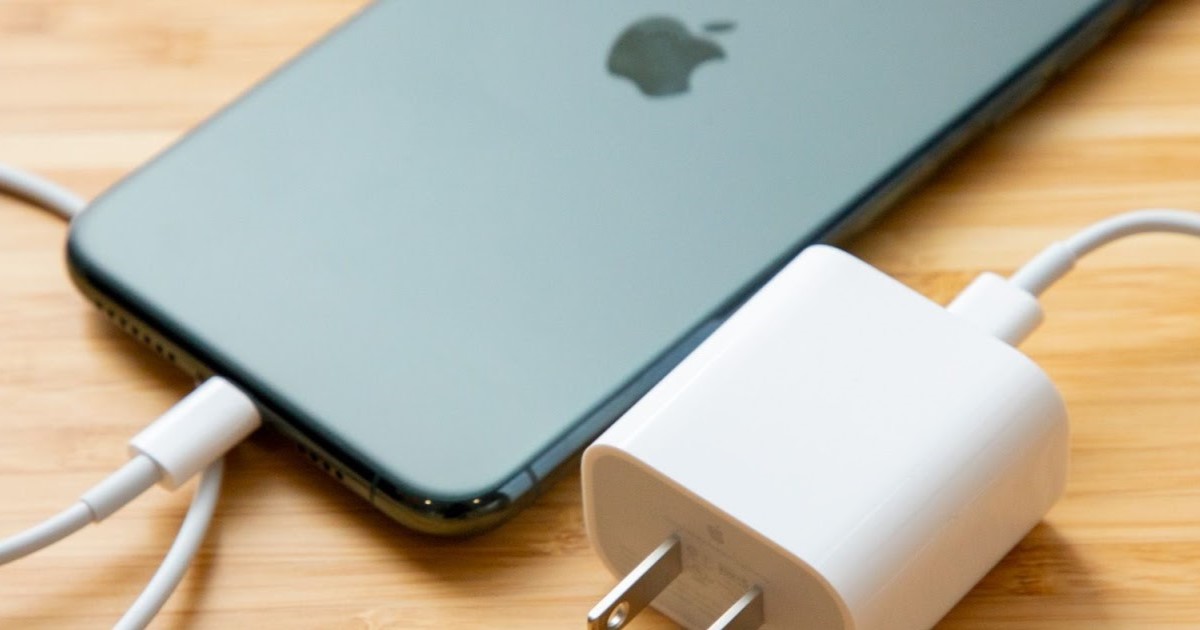 Hướng Dẫn Chọn Củ Sạc Iphone 13: Tối Ưu Hiệu Suất, Bảo Vệ Pin, Dùng Bền Lâu